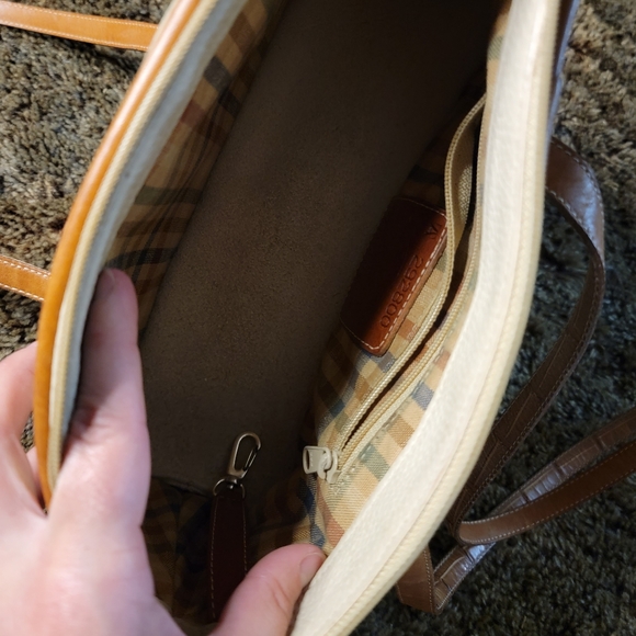 Brighton Handbag - Picture 3 of 6